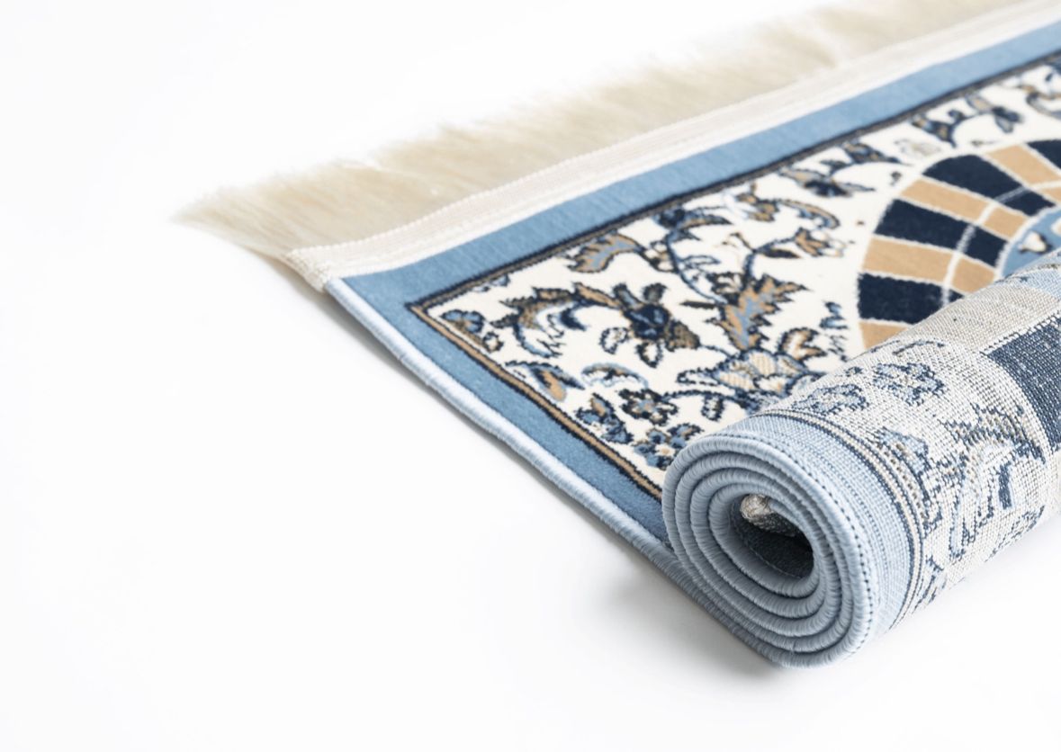 RAWDAH Gebetsteppich – Hellblau (Mihrab-Design)